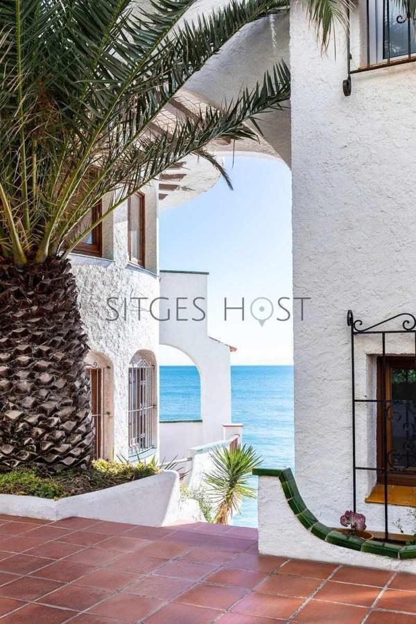 Alojate En Una Torre Sobre El Mar Apartment Sitges Exterior photo